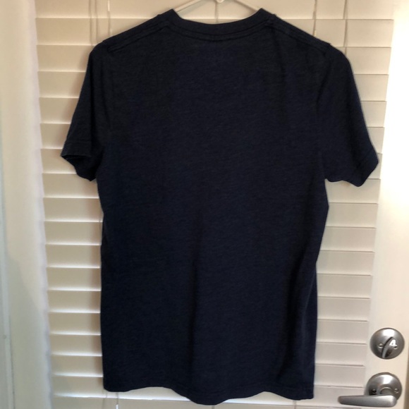 Excellent condition Hollister short sleeve Size M - Picture 6 of 7